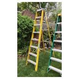 KELLER 8 FT FOLDING STEP LADDER