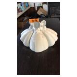 HAEGER POTTERY 3 BELLES FIGURINE/PLANTER