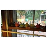 COLL OF MINIATURE NESTING HENS