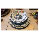BLUE DANUBE 4 PC PLATE SET