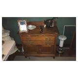 OAK SIDE CABINET