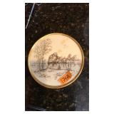 LENOX PORCELAIN PLATE CARRIAGE SCENE