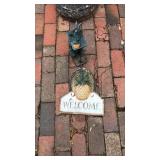 PINEAPPLE WELCOME SIGN & HUMMINGBIRD FEEDER