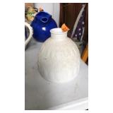 HEINRICH BAVARIA PORCELAIN VASE