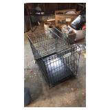 METAL COLLAPSIBLE DOG CRATE