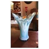 VINTAGE HAND BLOWN ART GLASS VASE