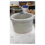 ROSEVILLE SMALL CROCK