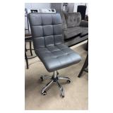 ROLLING OFFICE CHAIR