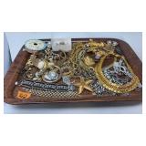 TRAY OF ASST COSTUME JEWELRY
