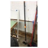 FISKARS TRIMMER ON EXTENSION POLE