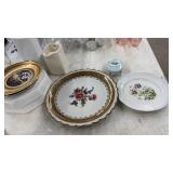LOT OF ASST HOUSEHOLD PORCELAIN & DECOR