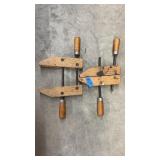 2 WOOD CLAMPS