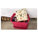 BOX OF ASST LINENS & DECORATIVE PILLOWS