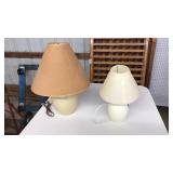 2 TABLE LAMPS