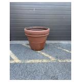 24" TERRA CAST PLANTER