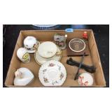 FLAT OF ASST COLLECTIBLES