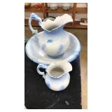 ANTIQUE PITCHERS & WASHBOWL