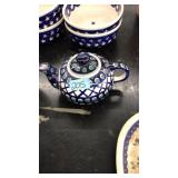 BOLESLAWIEC TEA POT POLISH POTTERY