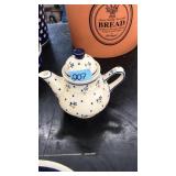 BOLESLAWIEC POLISH MADE TEAPOT