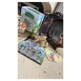 COLLECTION OF GARDEN DECOR & 2 VILLAGE HOUSES