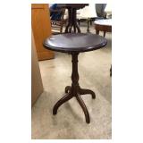 14.5' ROUND CHERRY PLANT STAND