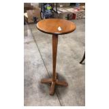 26" WOOD PLANT STAND