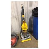 DYSON TELESCOPE REACH VACUUM