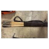 QUIVER OF WOOD SHAFT ARROWS