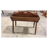 PRIMATIVE WOOD TOOL BOX ON LEGS