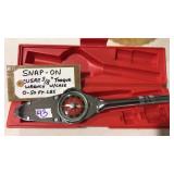 SNAP ON 3/8" TORQUE WRENCH W/ CASE