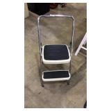 COSCO FOLDING STEP LADDER