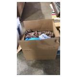 LOT OF ASST LADIES CLOTHES