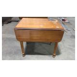 DROP LEAF MAPLE SIDE TABLE W/ DRAWER