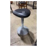 SWIVEL STOOL