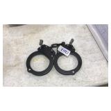 SMITH &WESSON M100-1 HAND CUFFS W/ KEY