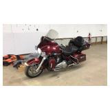 2017 HARLEY DAVIDSON LIMITED MOTORCYCLE