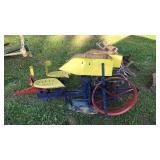 FARMALL CUB QUICK ATTACH 2 MAN PLANTER