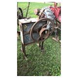 ANTQ. CORN SHELLER, SINGLE HOLE
