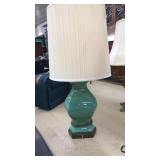 VNTG. GLAZED TEAL CERAMIC TABLE LAMP