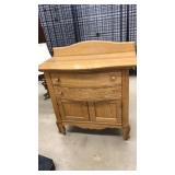 ANTQ. OAK WASHSTAND