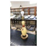 VNTG. ABC BRUNSWICK SCORE KING BOWLING PIN LAMP