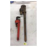 2 PIPE WRENCHES