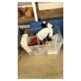 TOTE OF ASST. CHRISTMAS DECOR