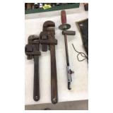 2 PIPE WRENCHES & PILOT BEARING PULLER
