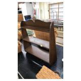 WOOD TRINKET SHELF