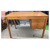 VNTG. MID CENTURY MODERN DANISH TEAK WRITING DESK