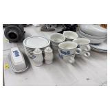 PFALTZGRAFF YORKTOWNE DINNERWARE SET