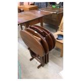 (4) FOLDING TV TRAYS IN STAND