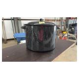 GRANITEWARE STOCK POT