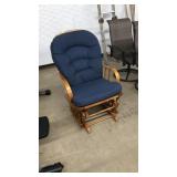 WOOD ROCKING CHAIR WITH CUSHION